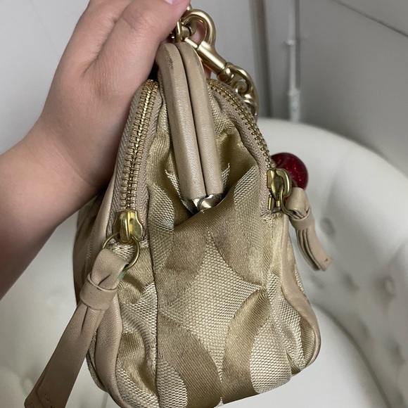 SOLD - Picture 4 of 9